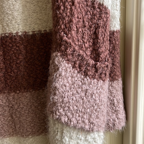 Super soft striped cardigan with pockets - Picture 2 of 3